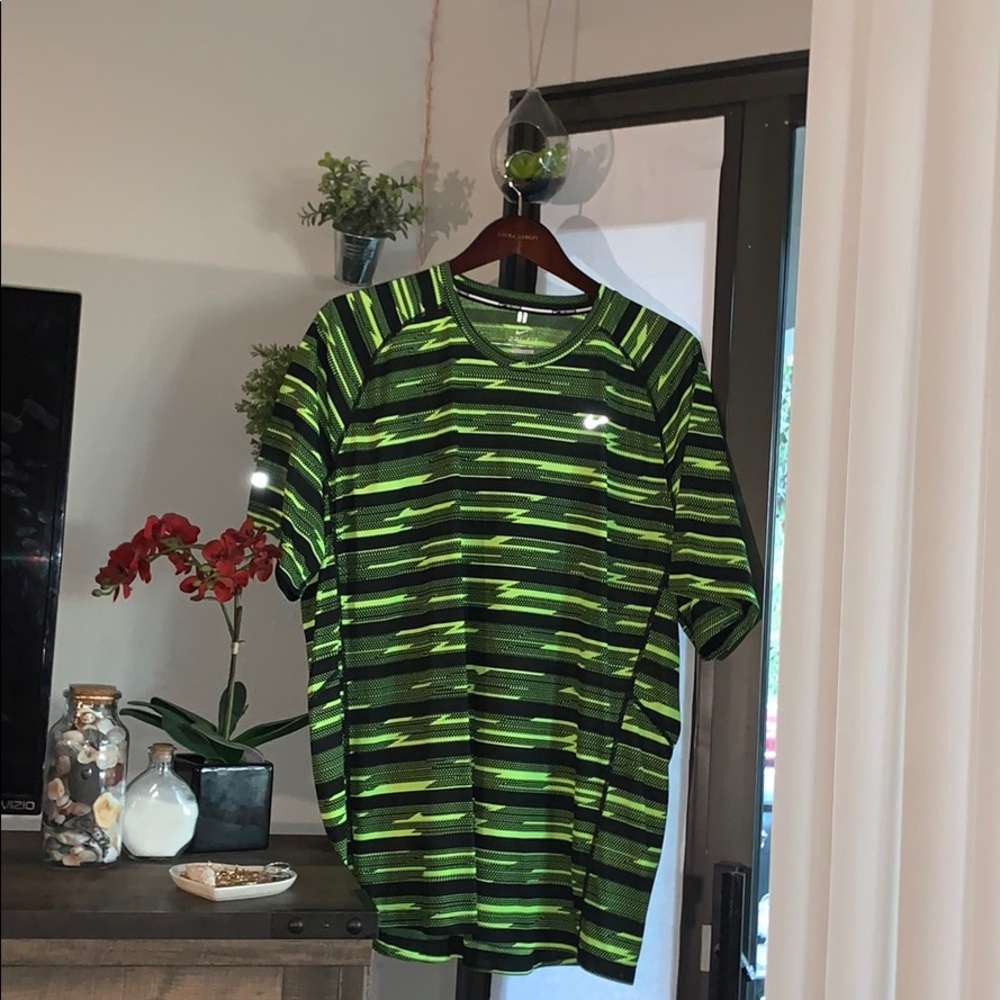 Men’s Nike Dry Fit Top
